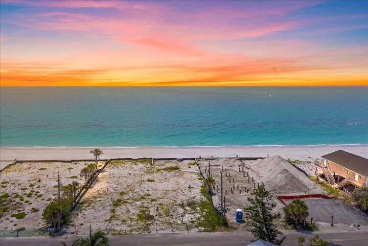 Property Photo:  1100 Shore View Drive  FL 34223 
