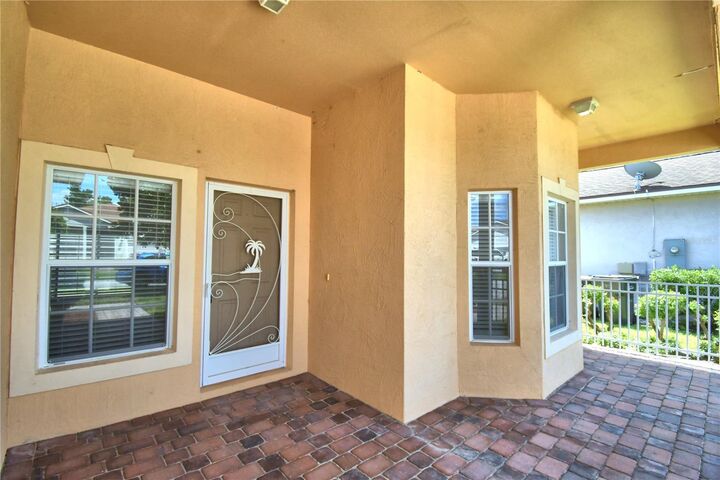 Property Photo:  2338 Salzburg Loop  FL 33884 