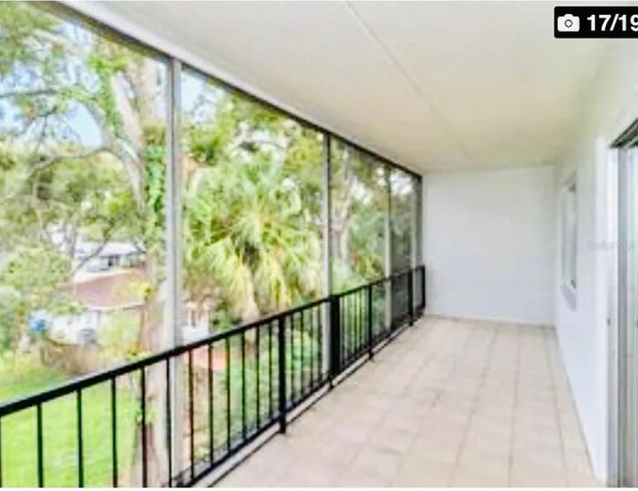 Property Photo: 4435 1st Street NE 308 FL 33703