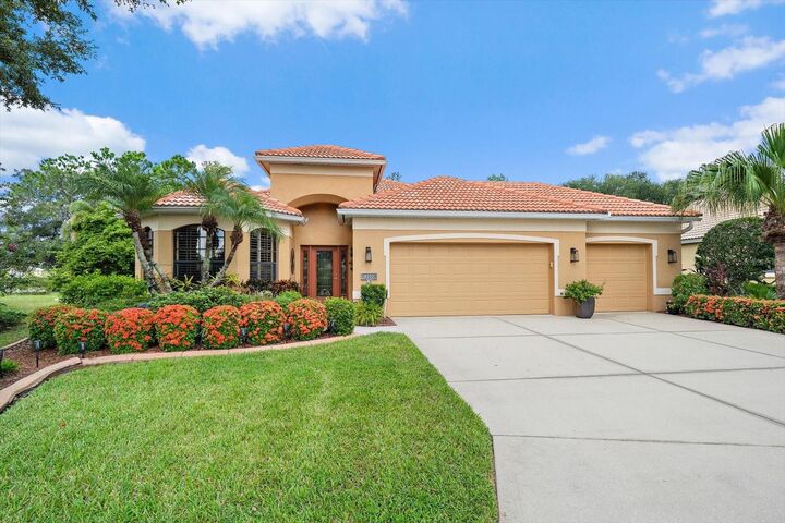 Property Photo: 6720 Willow Grouse Court FL 34203
