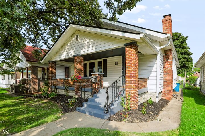 Property Photo: 811 Wallace Avenue IN 46201