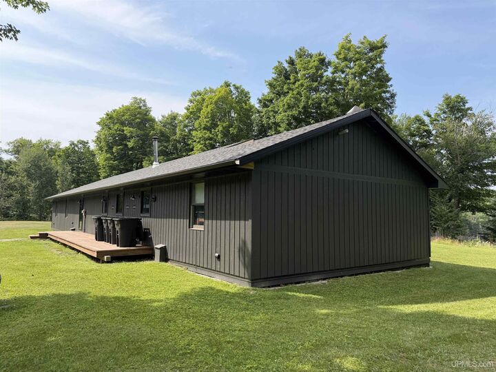 Property Photo:  1067 Blackbird Lane  MI 49879 