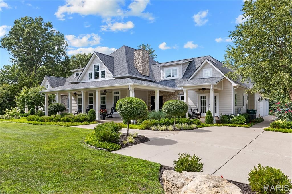 Property Photo:  12319 Harflo Lane  MO 63131 
