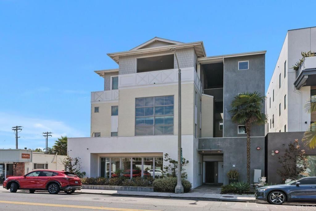 Property Photo:  2687 State Street  CA 92008 