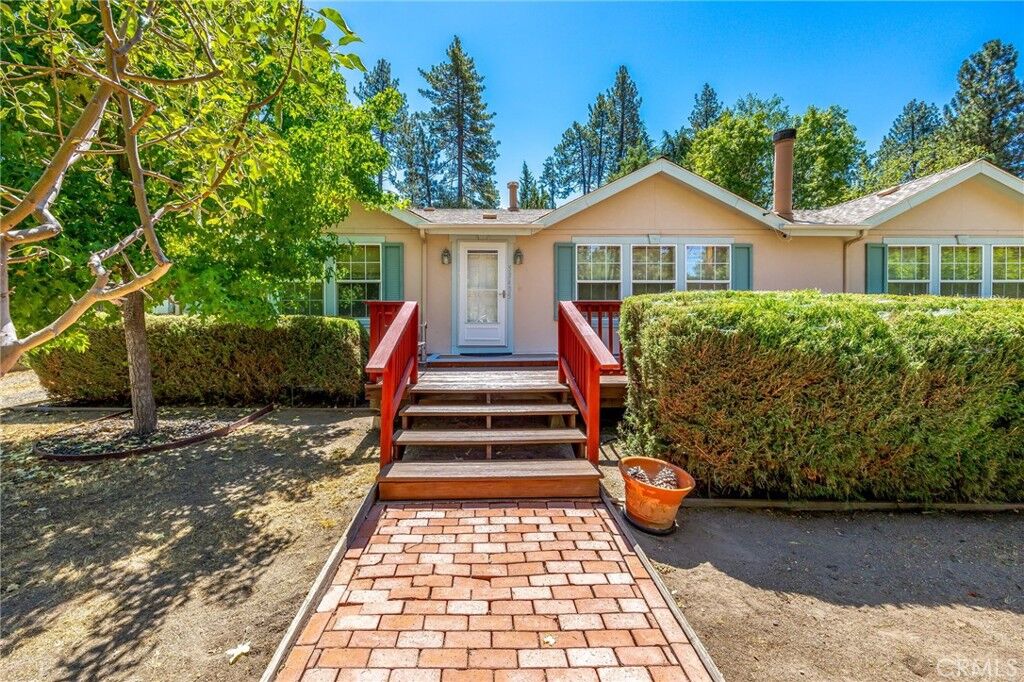 Property Photo:  53435 Idyllbrook Drive  CA 92549 