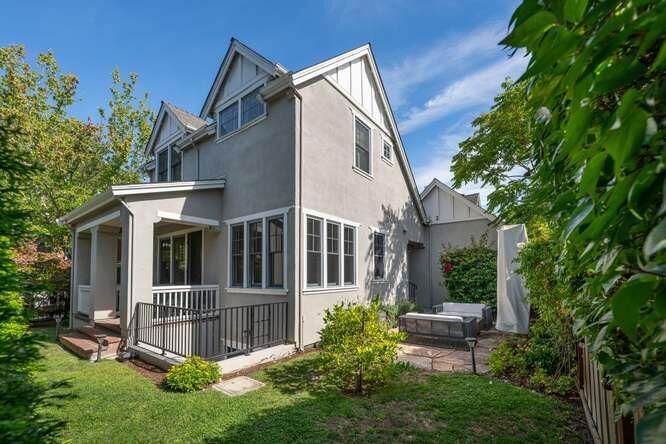 Property Photo:  302 Channing Avenue  CA 94301 