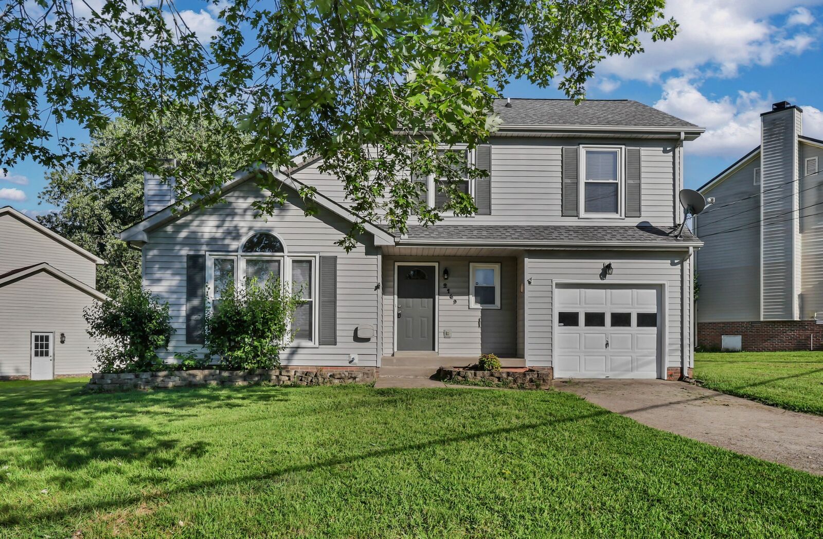 Property Photo:  2169 Bauling Ln  TN 37040 