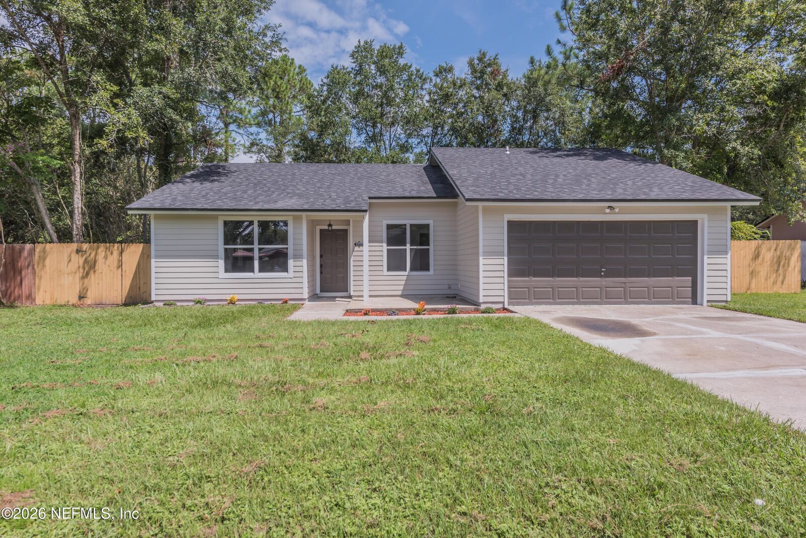 Property Photo:  5237 Hoof Print Drive N  FL 32257 