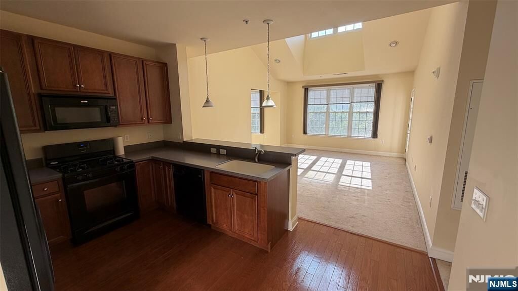 Property Photo:  2411 Ramapo Court  NJ 07457 