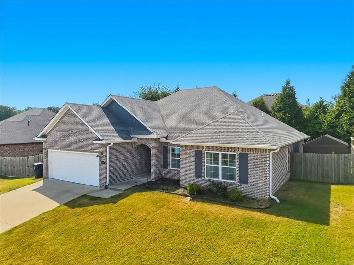 Property Photo: 1421 Colonel McNeil Drive AR 72753