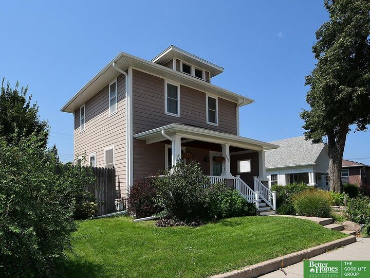Property Photo:  809 N Nebraska Avenue  NE 68467 