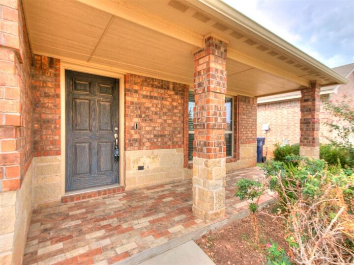 Property Photo:  8128 NW 107th Street  OK 73162 