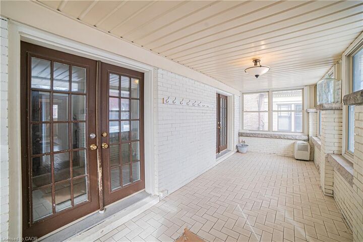 Property Photo:  52 Proctor Boulevard Main  ON L8M 2M4 