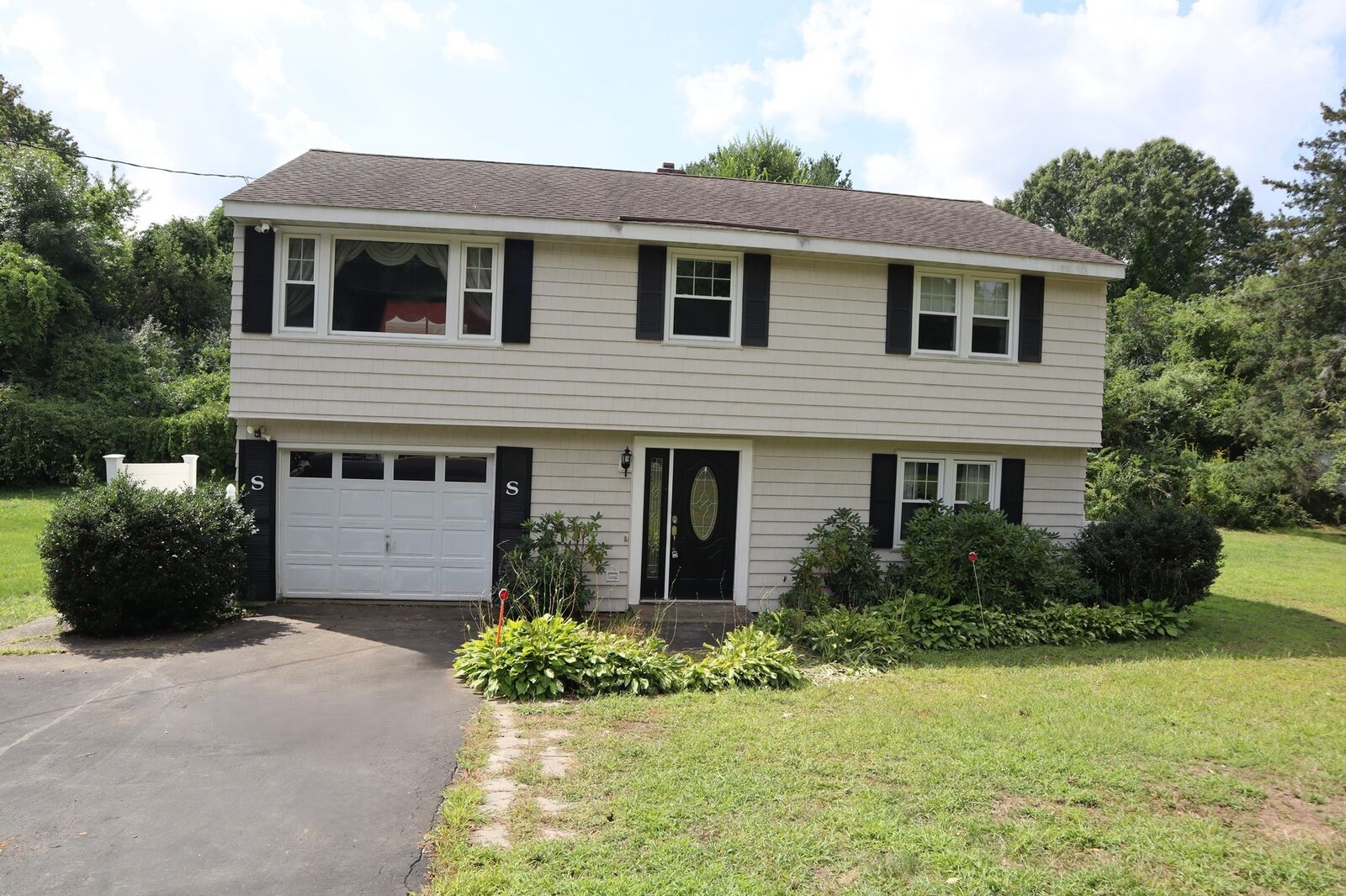 Property Photo:  29 Fayette Rd  MA 01730 