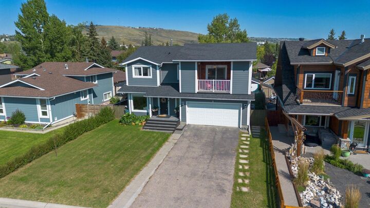 Property Photo:  123 Glenhill Drive  AB T4C 0C6 