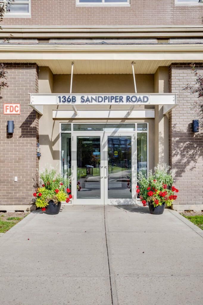 Property Photo:  136B Sandpiper Road 216  AB T9K 0L9 