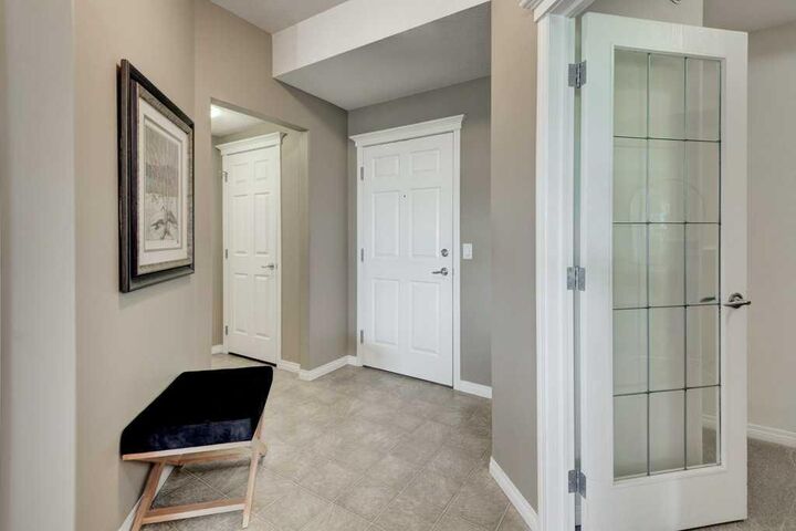 Property Photo:  15 Everstone Drive SW 443  AB T2Y 5B5 