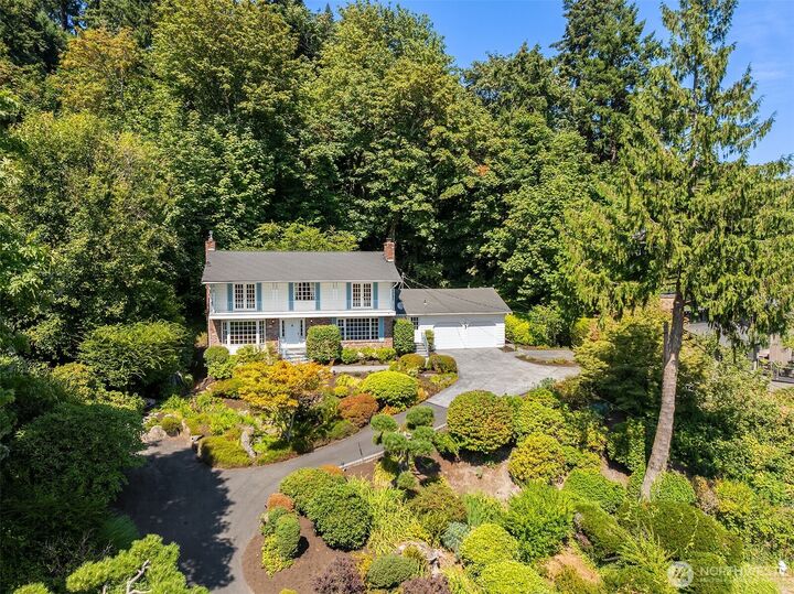 Property Photo:  7921 E Mercer Way  WA 98040 