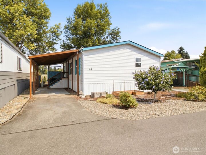 Property Photo:  621  Nick Rd 15  WA 98531 