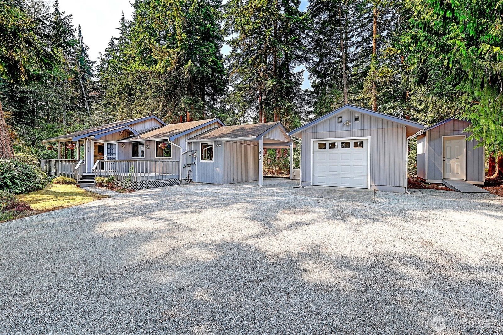 Property Photo: 1054 Michael Way WA 98282
