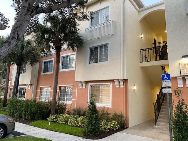Property Photo:  9857 Baywinds Drive 9105  FL 33411 