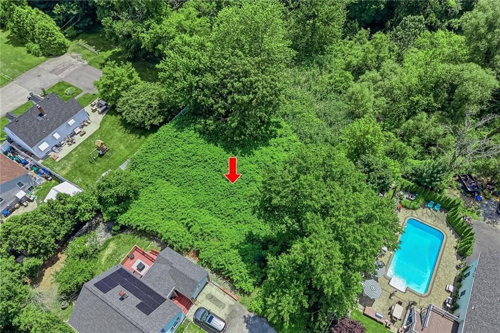 Property Photo:  0 Hemlock Drive  RI 02919 