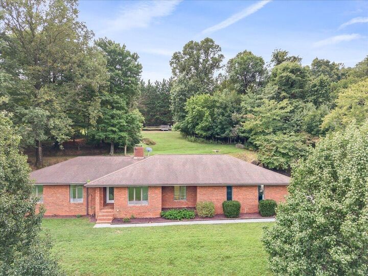 Property Photo: 2315 Ridge Rd VA 24014