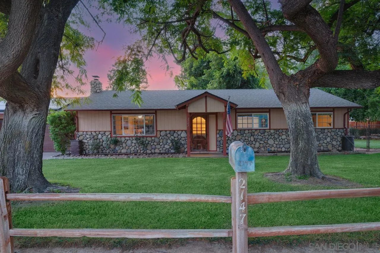 Property Photo: 2147 Raymond Ave CA 92065