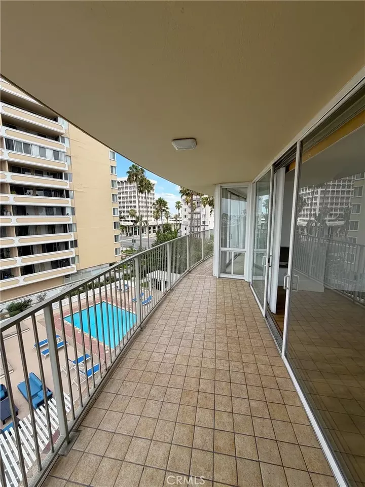 Property Photo:  700 E Ocean 808  CA 90802 