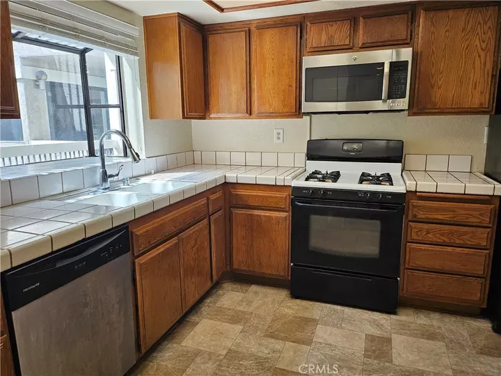 Property Photo:  365 W Alameda  CA 91506 