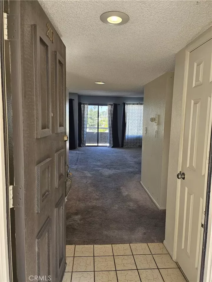 Property Photo: 365 W Alameda 207 CA 91506