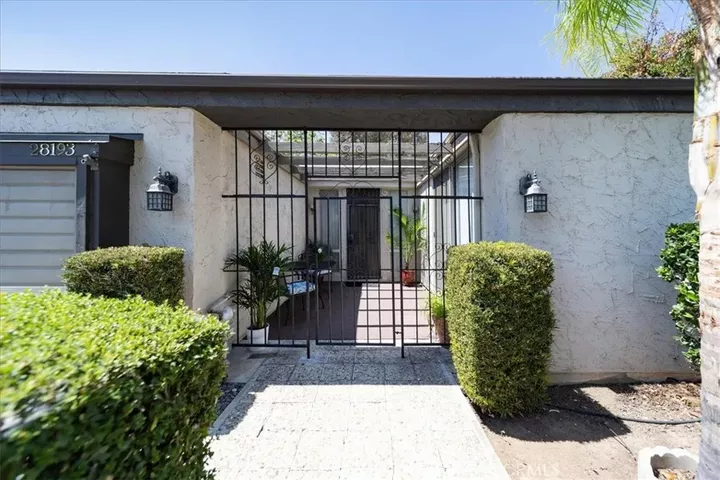 Property Photo: 28193 Buena Mesa CA 92586