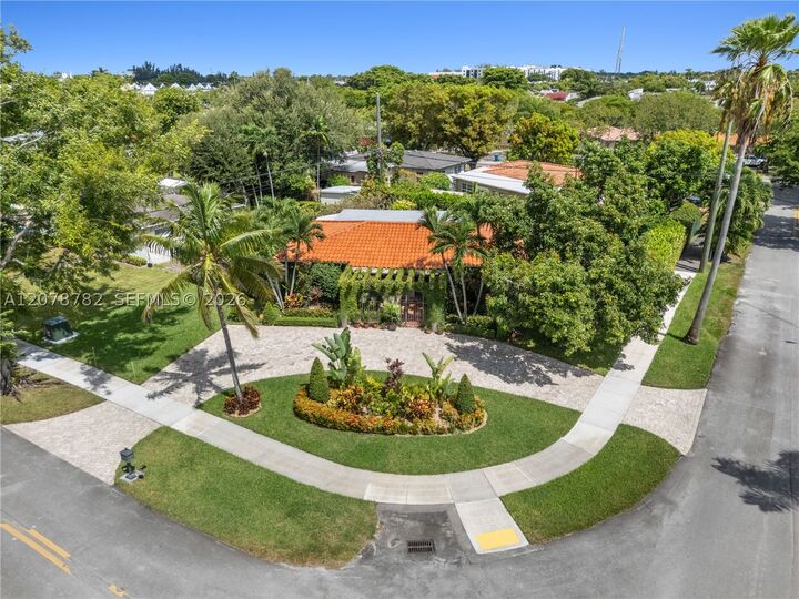 Property Photo:  6811 SW 48th Ter  FL 33155 