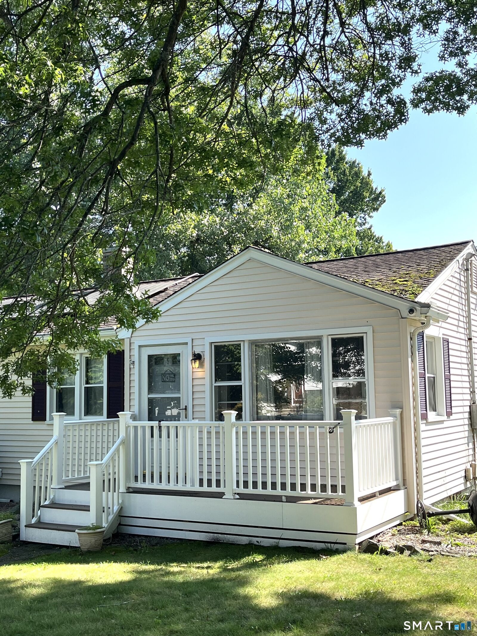 Property Photo:  5 Portland Street  CT 06513 