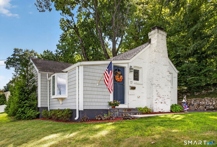 Property Photo: 72 Northill Street CT 06907