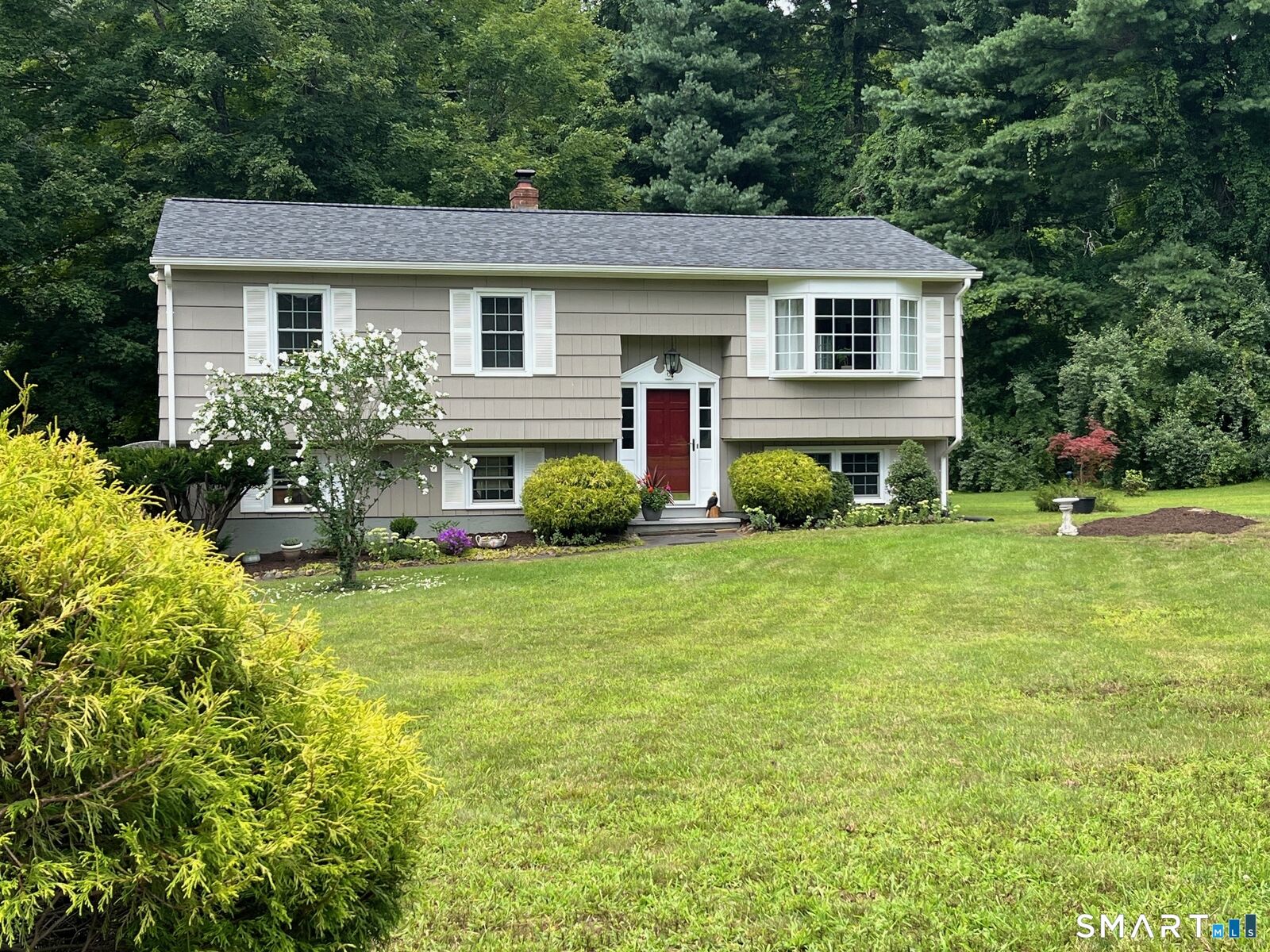 Property Photo:  6 Cherry Heights Terrace  CT 06482 
