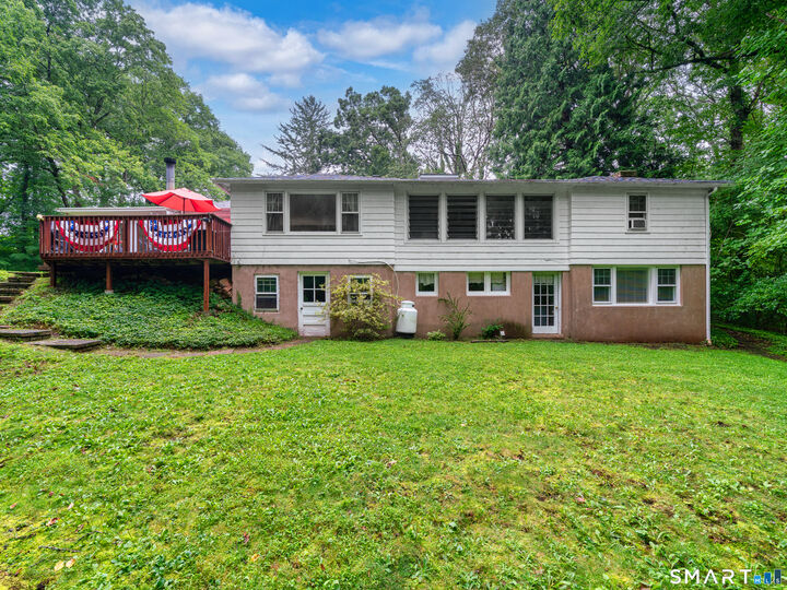Property Photo:  1891 Middletown Avenue  CT 06472 