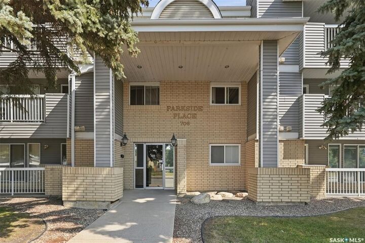 706 Confederation Drive 211 — photo 1