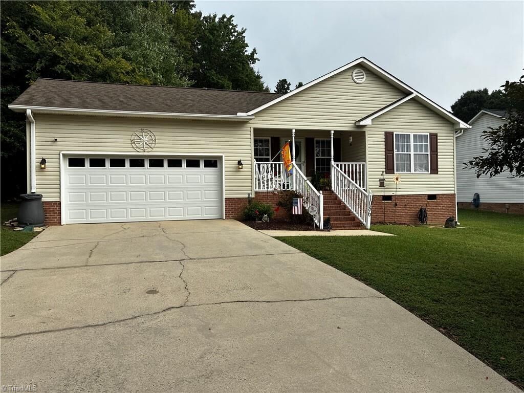 Property Photo:  1086 Johnsontown Road  NC 27360 