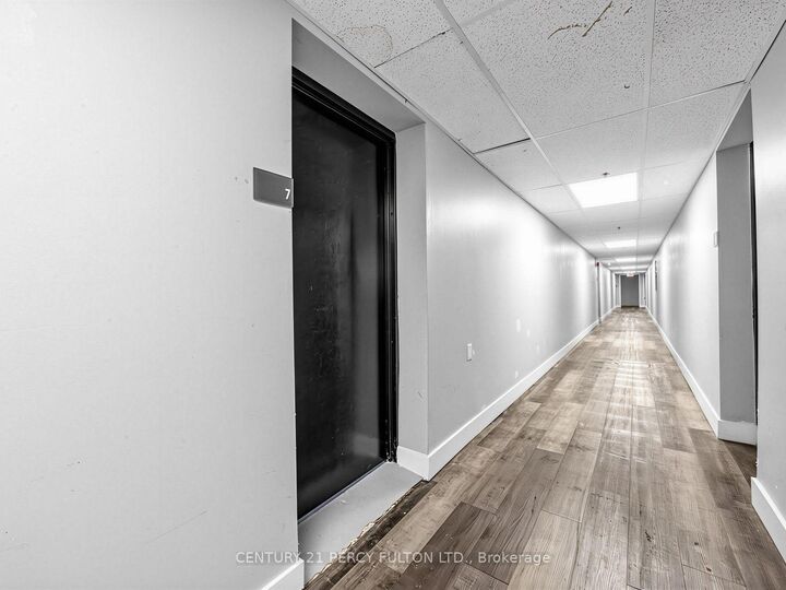 Property Photo: 200 Garden Street 7 ON L1N 0L7