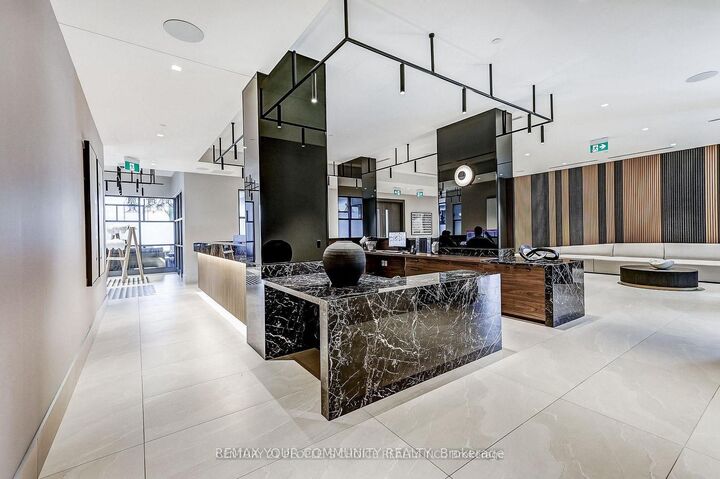 Property Photo:  2545 Simcoe Street N 306  ON L1L 0W3 