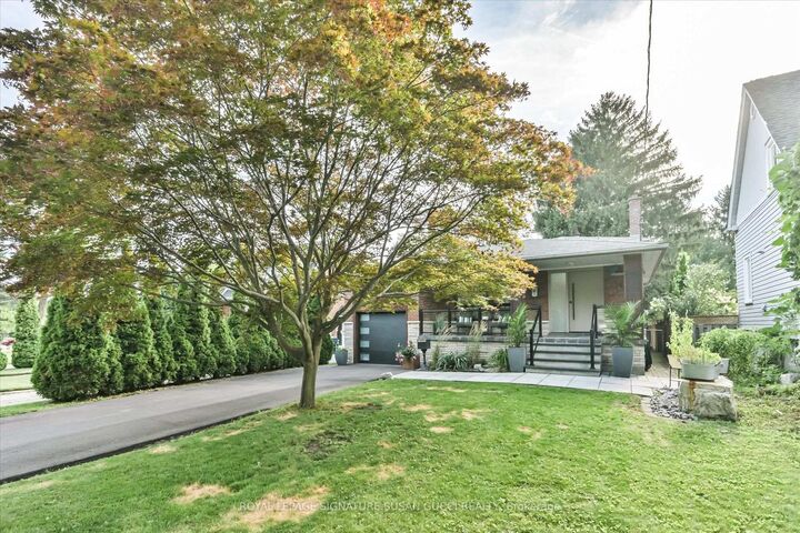 Property Photo: 16 Squires Avenue ON M4B 2R3