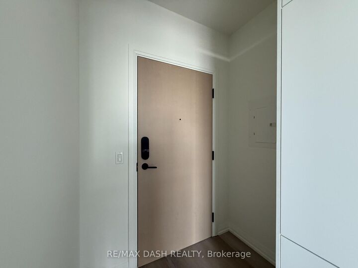 Property Photo:  280 Dundas Street Ph01  ON M5T 1G2 