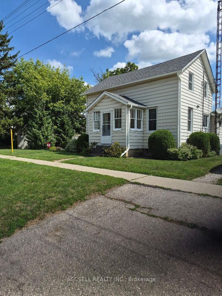 Property Photo:  545 Broadway Street N  ON N0N 1T0 