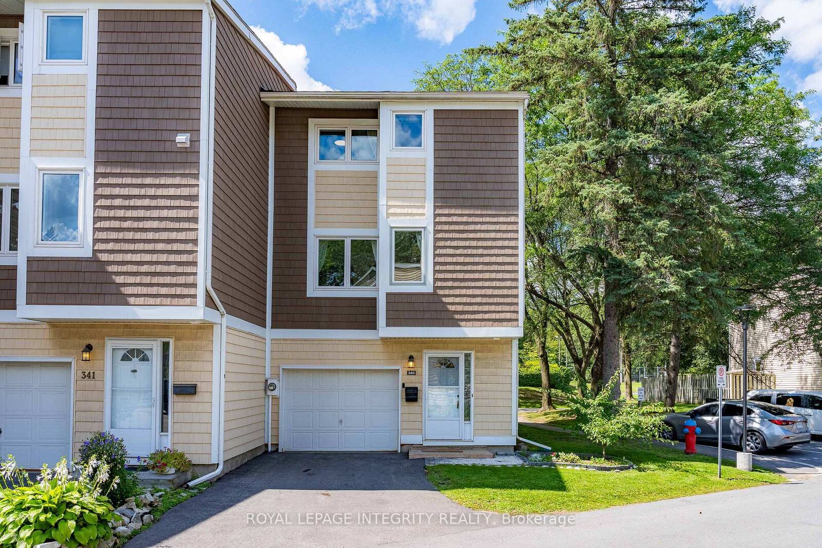 Property Photo:  340 Stowe Court 171  ON K2K 1Z6 