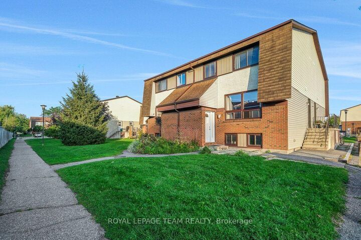 13 Woodvale Green Drive 100 — photo 1