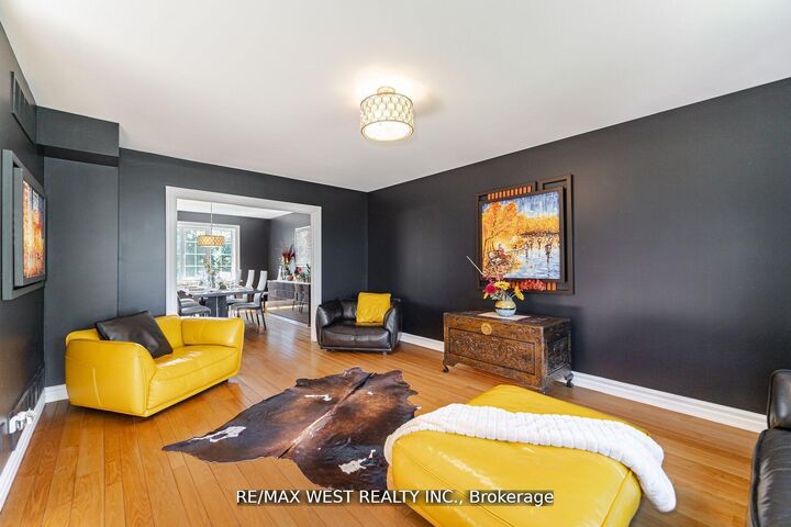 Property Photo: 7 Stewart Crescent ON L0L 2N0