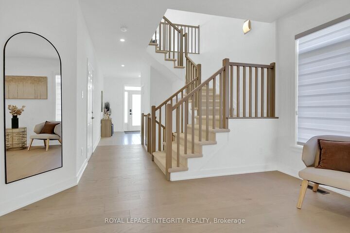 Property Photo: 201 Reisling Way ON K1T 0X1