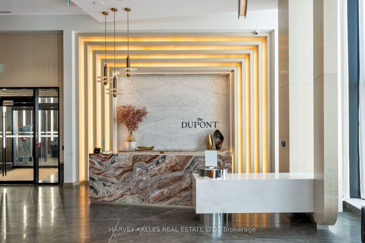 858 Dupont Street Ph37 — photo 1