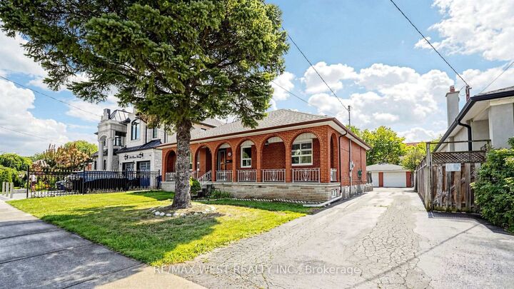 Property Photo:  139 Ranee Avenue Bsmt  ON M6A 1N3 